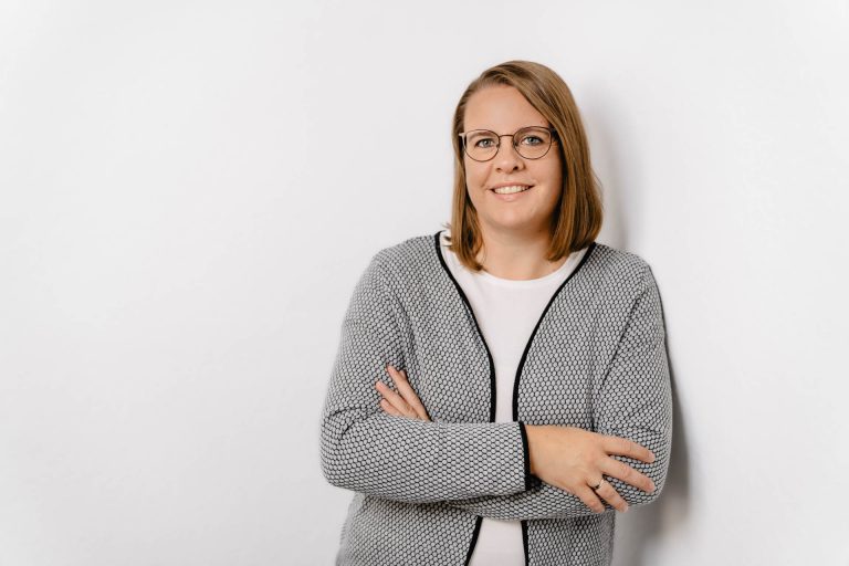 Wehrenberg & Hatesur · Steuerberater Stolzenau · Unternehmensberatung · Meike Wehrenberg