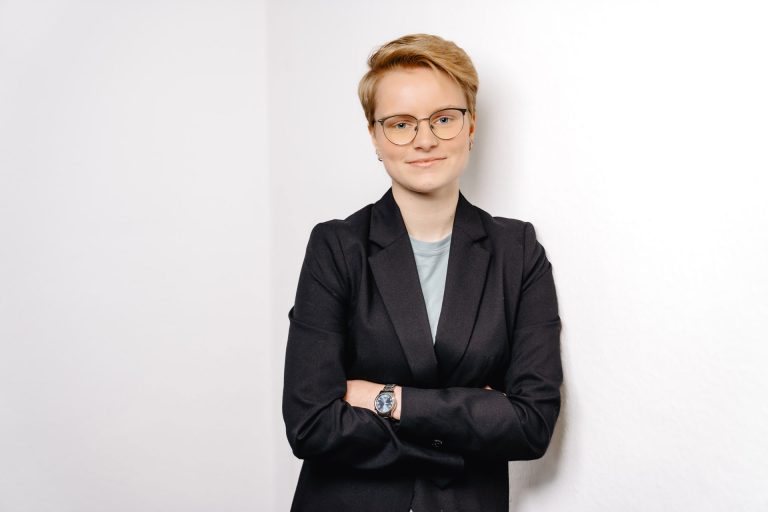 Wehrenberg · Steuerberater Stolzenau · Unternehmensberatung · Zoe Schmülling